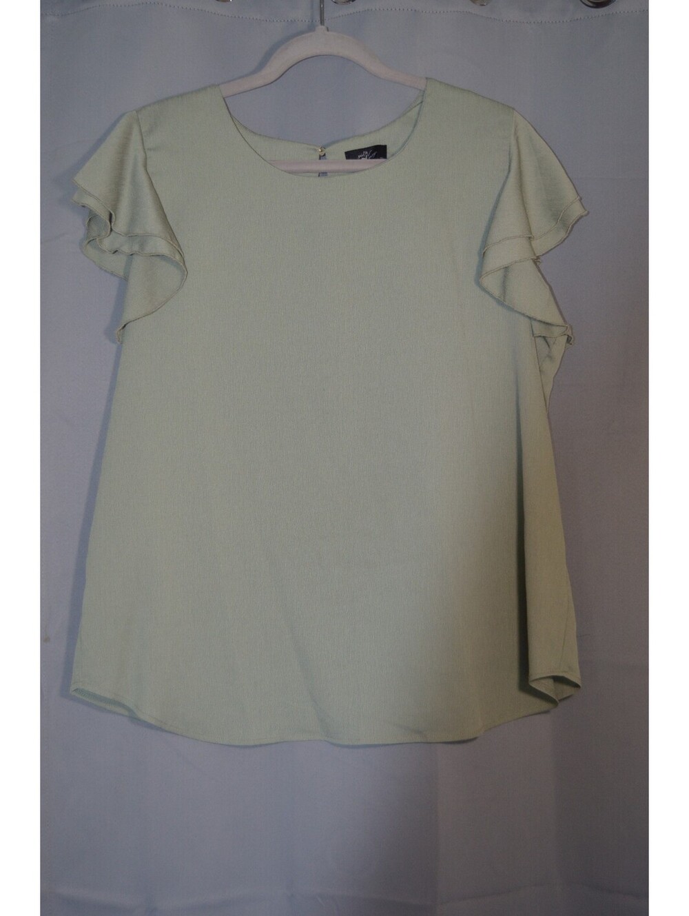 Mill & Honey Women's Light Green (Sage) Ruffle Sleeve Blouse Size 1X